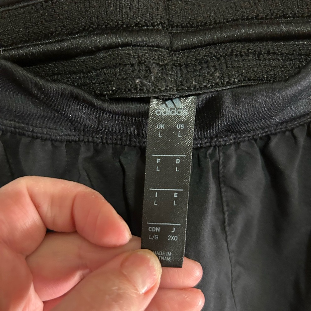 Adidas Black Athletic Shorts Lightweight Breathable size Large - Picture 5 of 5